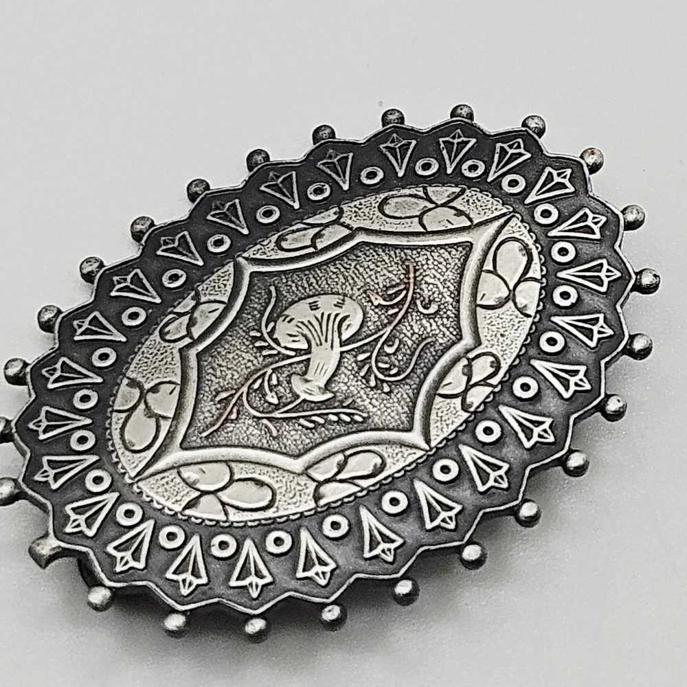 VINTAGE Pewter Art Deco Engraved Morning Glory Flower Oval Brooch Pin